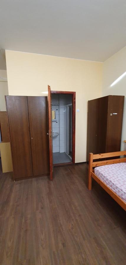 A Pousada Romzsa Tódor Kollégium Szeged Exterior foto